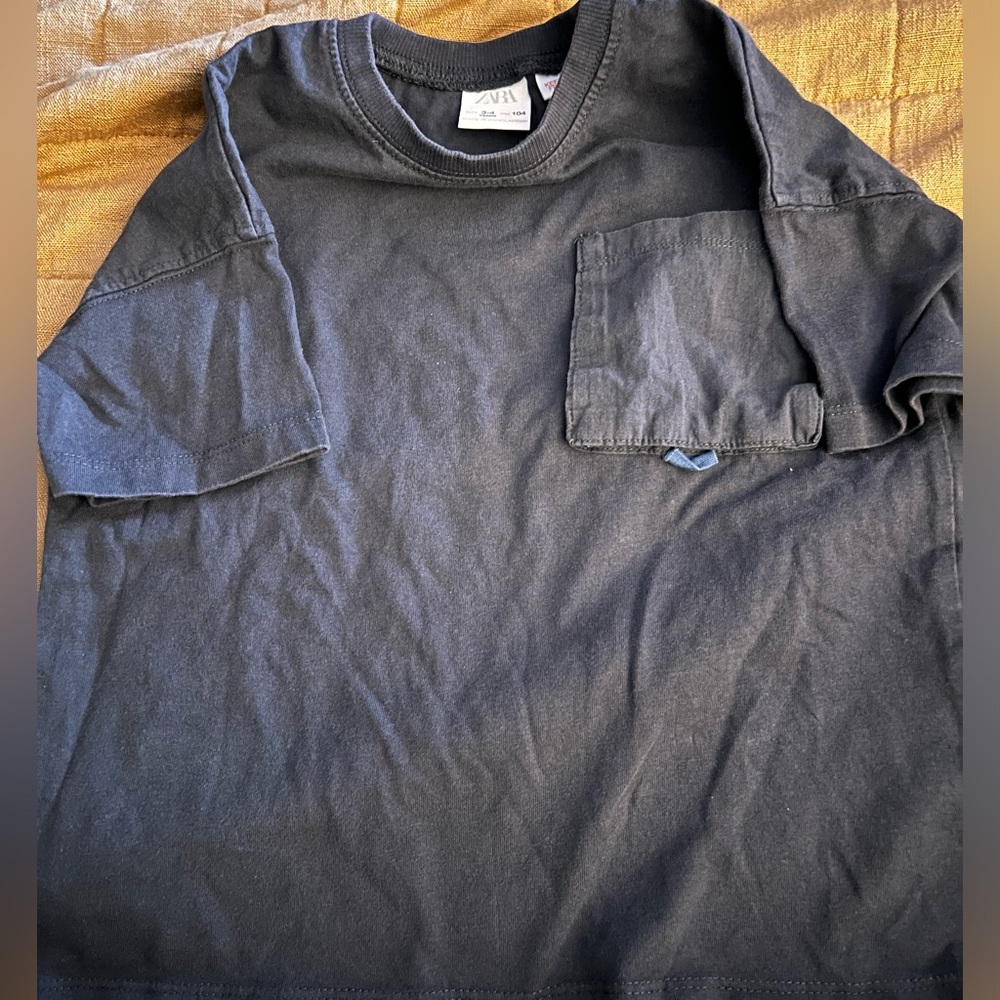 Zara dark gray/black toddler boy tshirt (3-4T)